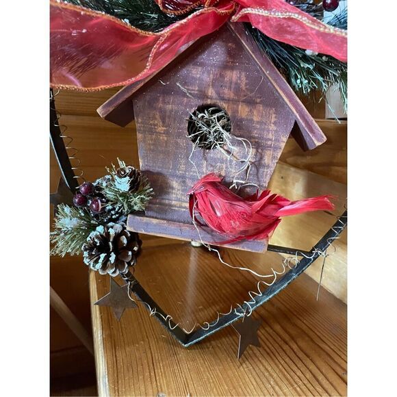 Small Christmas Wreath - Picture 2 of 4